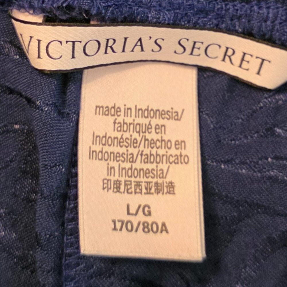 Victoria's Secret women's sleep shorts, size L. - Picture 7 of 7